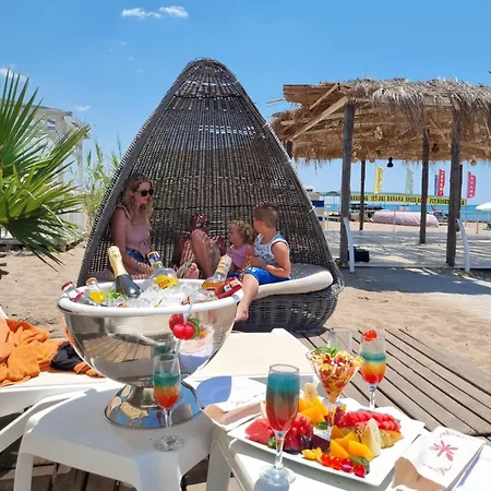 J'adore Deluxe & Ultra 5* Σιντέ