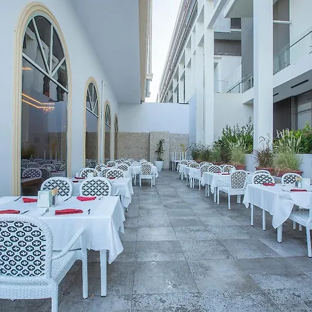 Ξενοδοχείο J'adore Deluxe & Ultra 5*