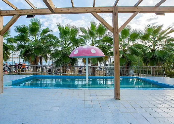 J'adore Deluxe & Ultra فندق 5*