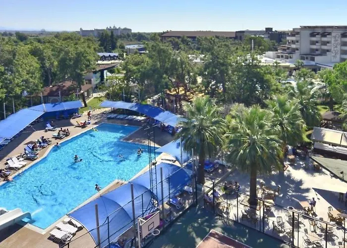 J'adore Deluxe & Ultra فندق سيدي