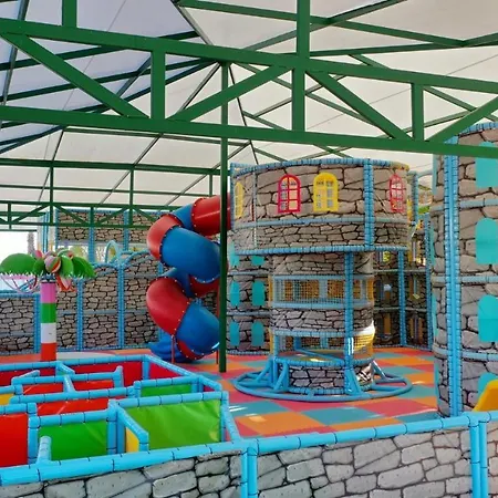 J'adore Deluxe & Ultra