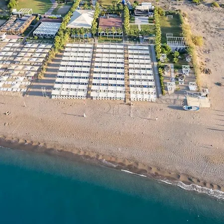 J'adore Deluxe & Ultra Hotell